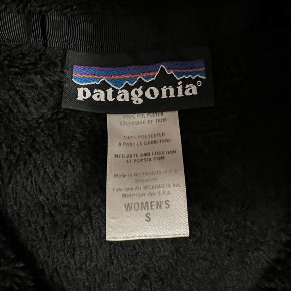 Black, women’s Patagonia pullover! - Picture 4 of 4